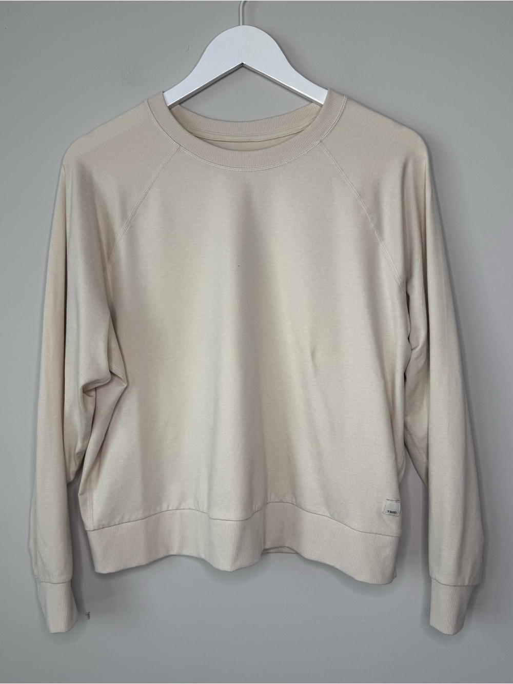 Vuori | Long Sleeve Halo Crew Top Cream Sz Medium